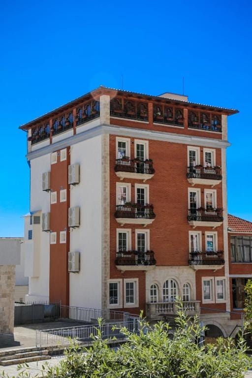 Krujë - Image 7