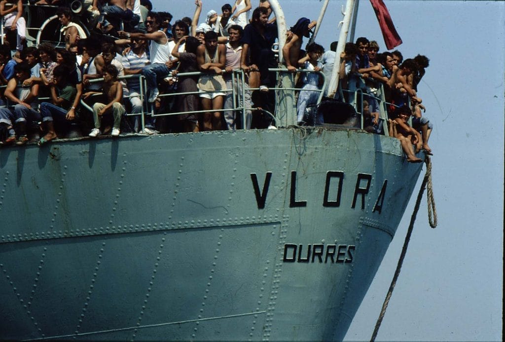 Albanians Refugees Italy 1991