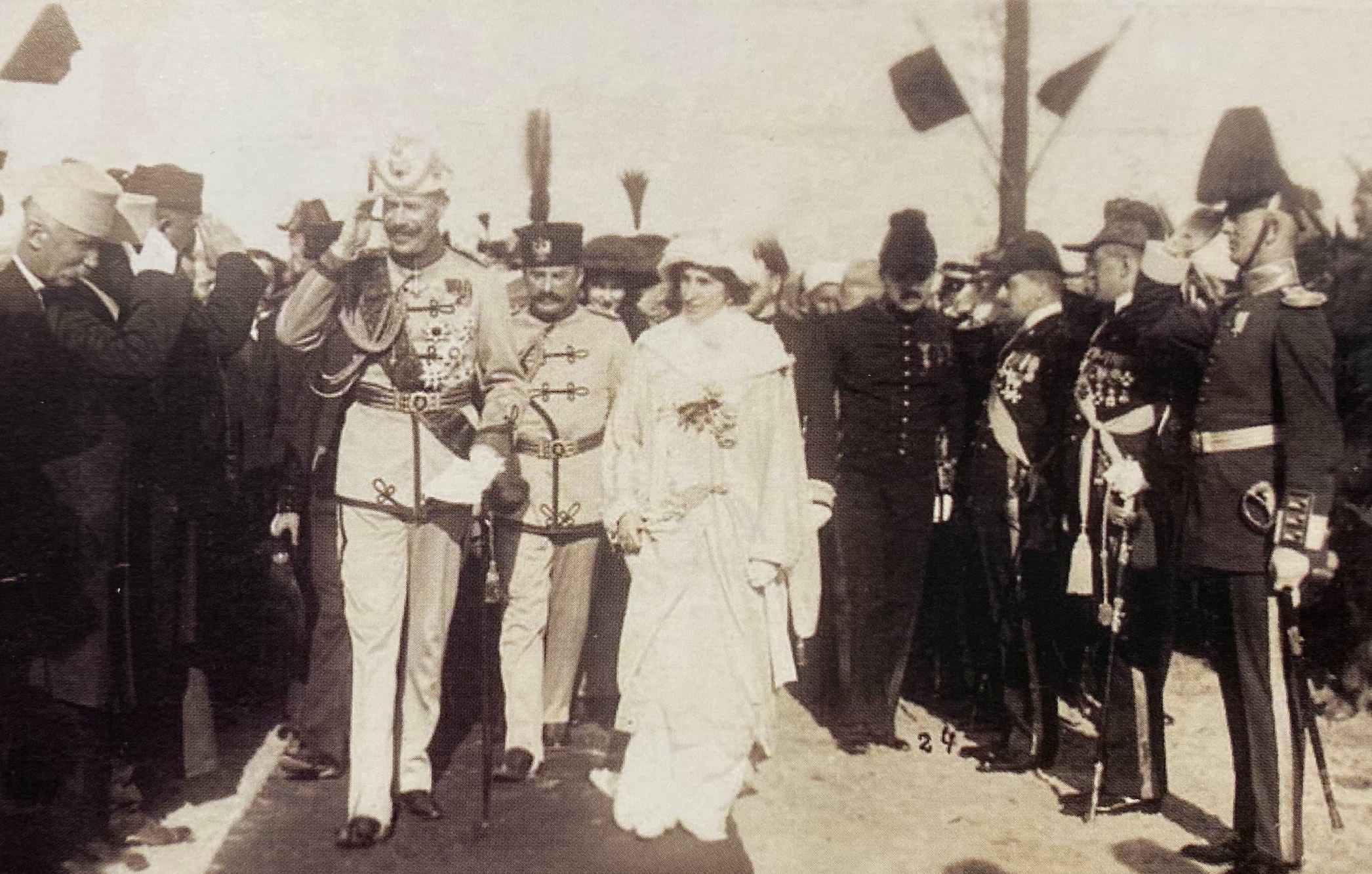 Prince Wilhelm of Wied and his wife, Princess Sophie of Schönburg-Waldenburg arriving in Durrës on 7 March 1914. Source